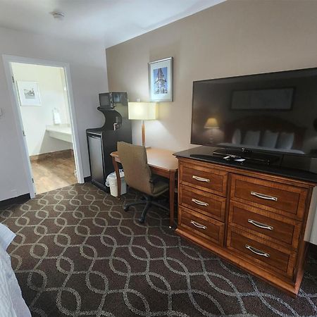 BaySide Inn&Suites Eureka Eksteriør billede