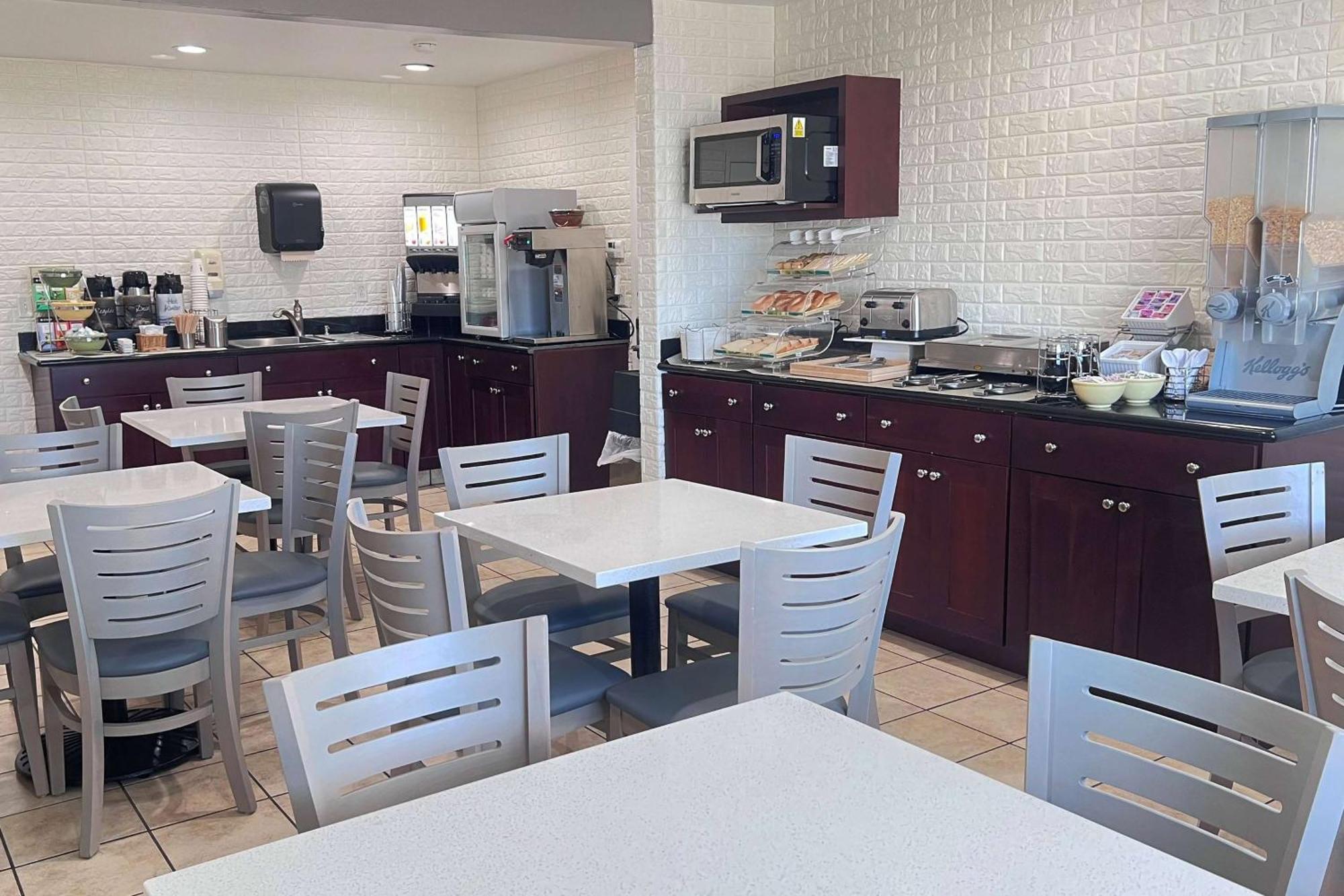 BaySide Inn&Suites Eureka Eksteriør billede