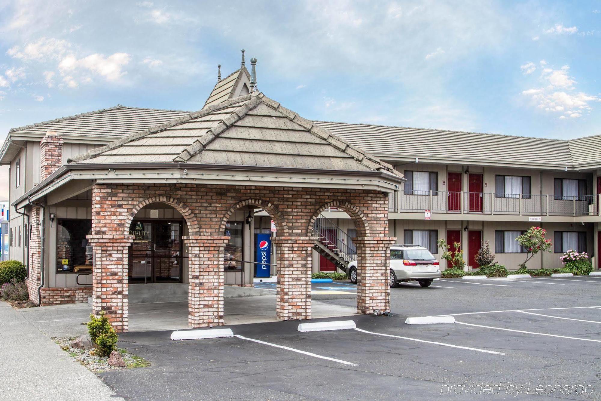 BaySide Inn&Suites Eureka Eksteriør billede